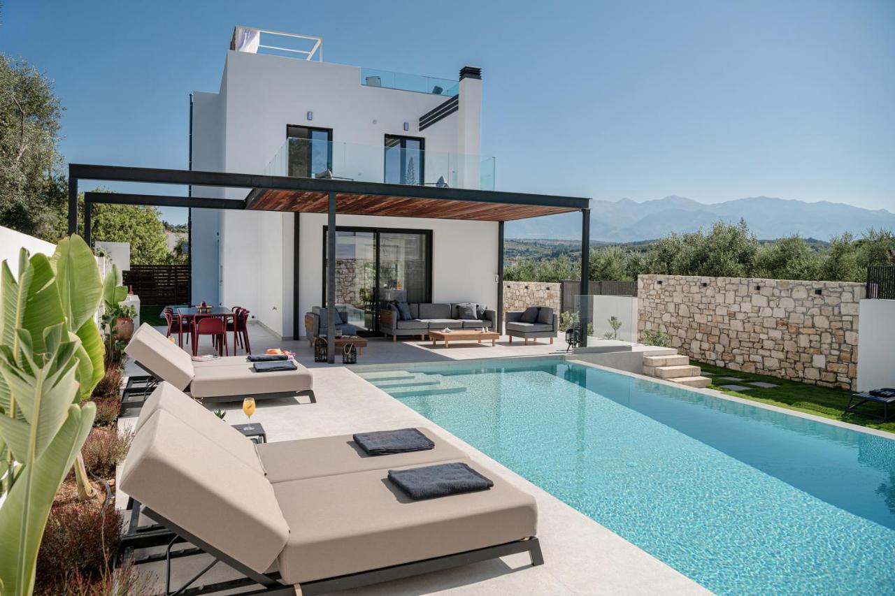 Avrilia Seaside Villa Heated Pool Алмирида Экстерьер фото