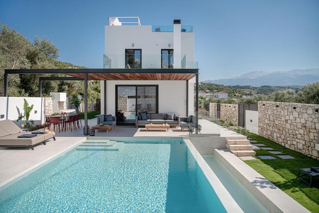 Avrilia Seaside Villa Heated Pool Алмирида Экстерьер фото