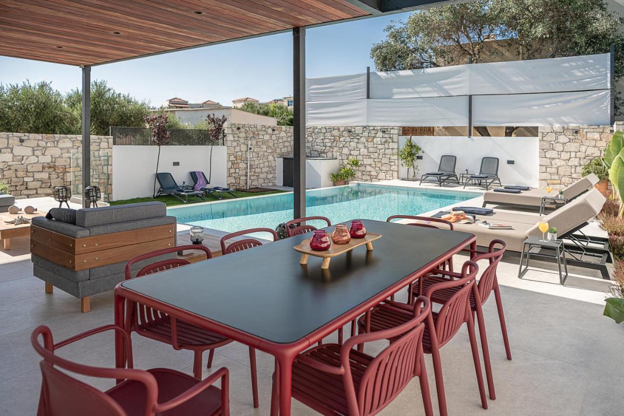 Avrilia Seaside Villa Heated Pool Алмирида Экстерьер фото
