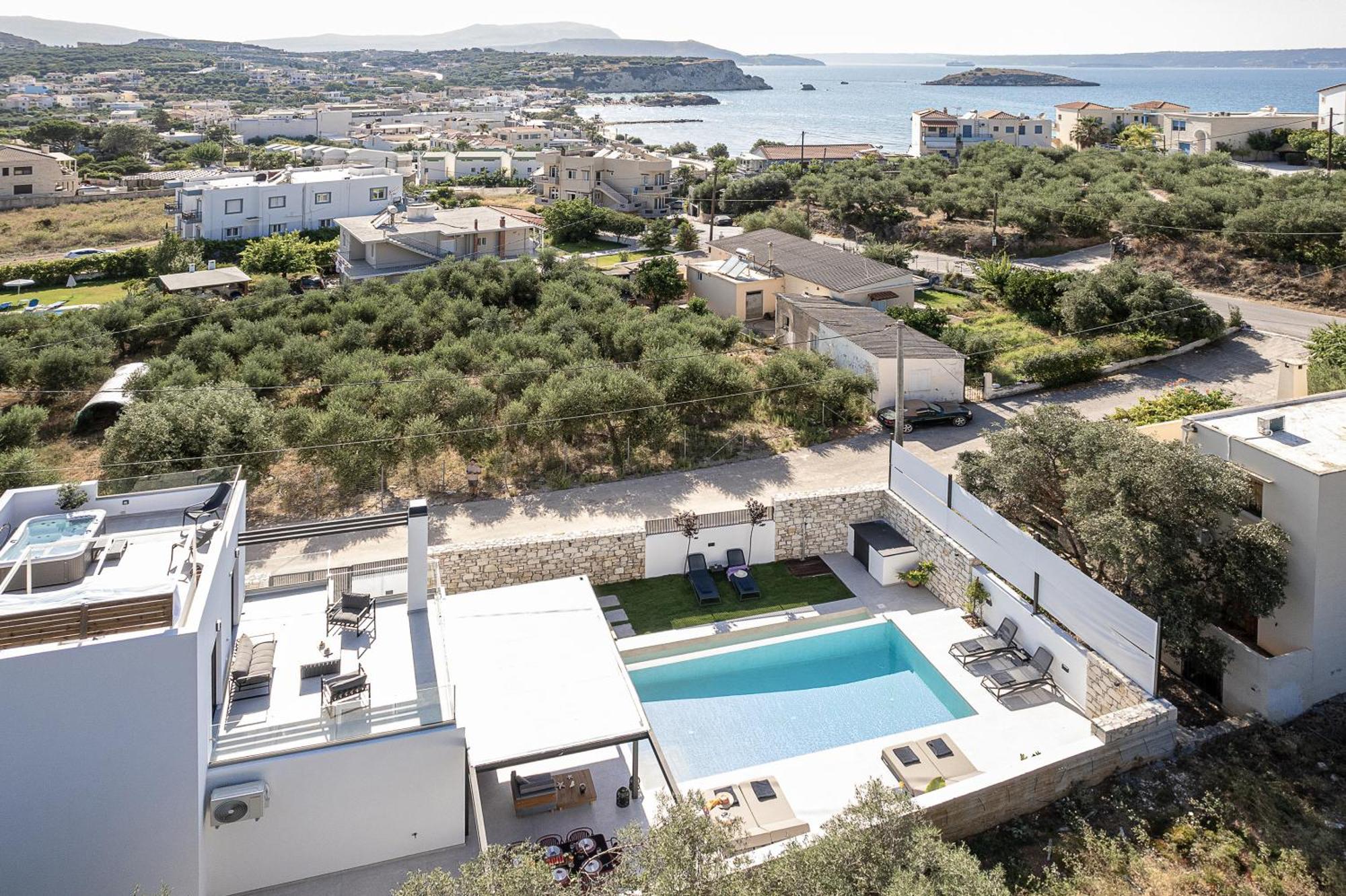Avrilia Seaside Villa Heated Pool Алмирида Экстерьер фото