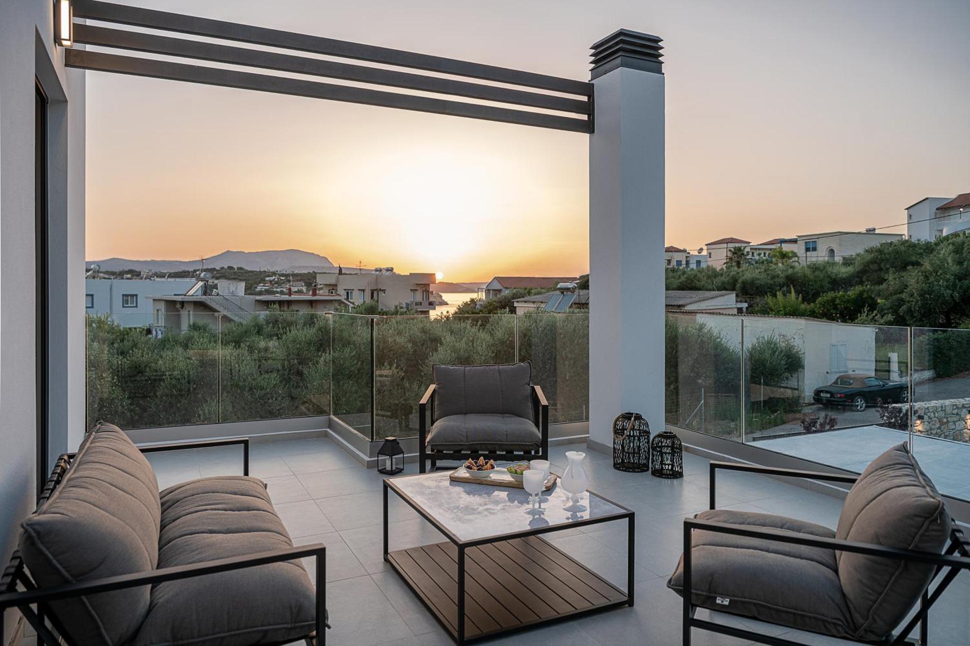 Avrilia Seaside Villa Heated Pool Алмирида Экстерьер фото