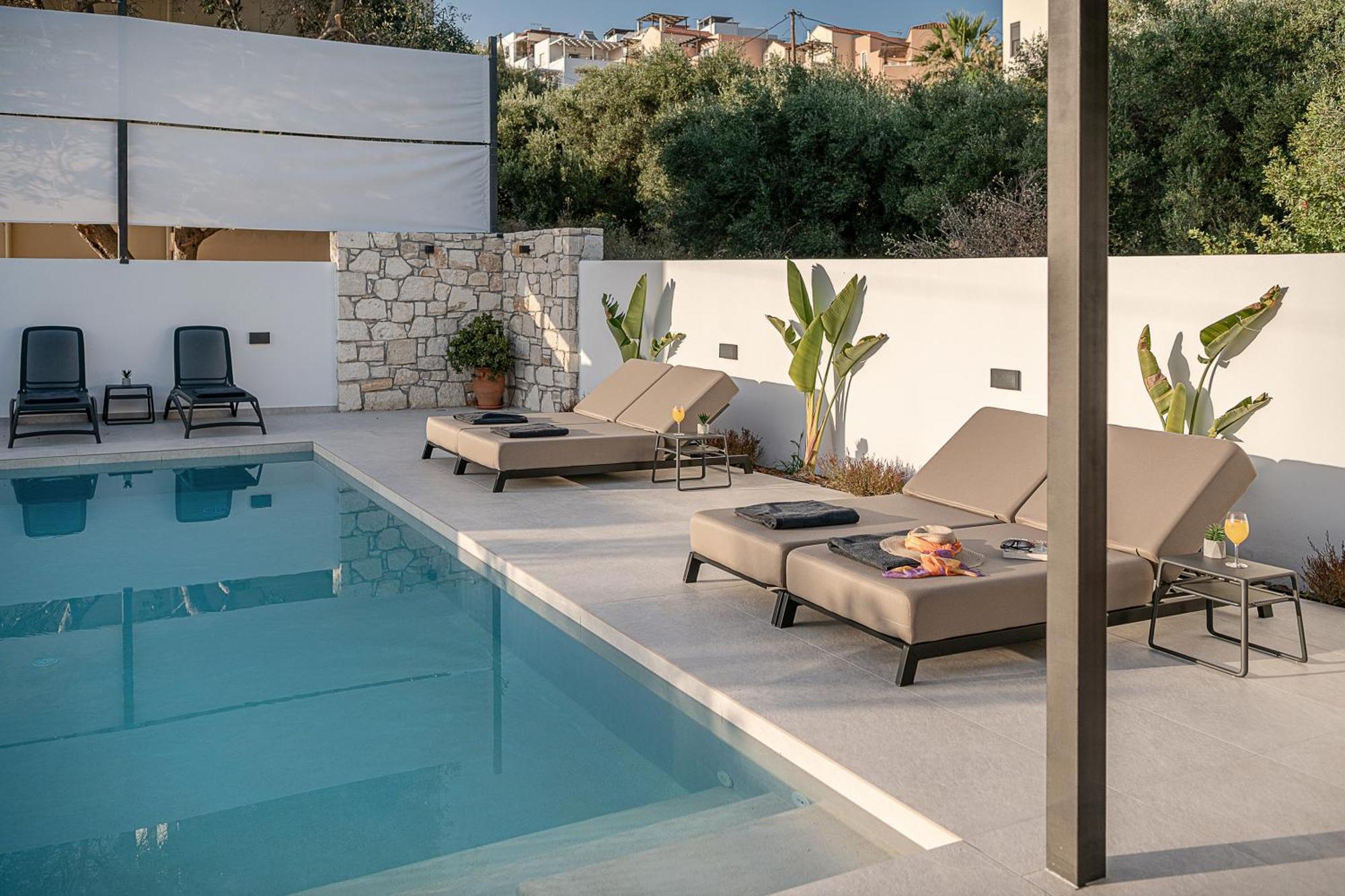 Avrilia Seaside Villa Heated Pool Алмирида Экстерьер фото